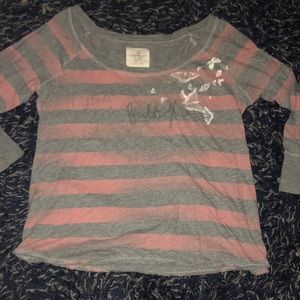 American Eagle Outfitters 3/4 sleeve shirt